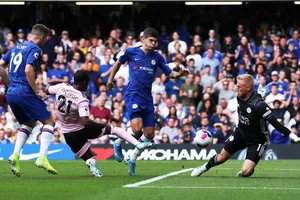 Hòa thất vọng Leicester City, Chelsea lâm nguy