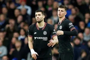 Thủ môn mắc sai lầm, Chelsea thua sốc Everton
