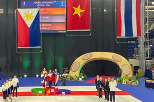 Thúy Vi 'mở hàng' HCV ngày thi đấu thứ 9 SEA Games 30