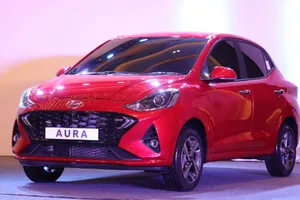 Điểm danh những mẫu xe giá rẻ dưới 300 triệu sẽ gây 'sốt' 