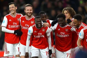 Hàng công bùng nổ, Arsenal 'hủy diệt' Newcastle tại Emirates