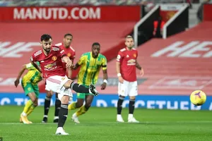 Đợi MU 'đòi nợ' tại 'nhà hát' Old Trafford