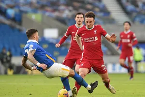 Liverpool, MU cẩn thận vòng 11 Premier League