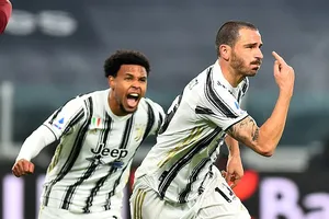 Juventus thắng khó, cựu sao Real lập cú đúp cho Inter Milan
