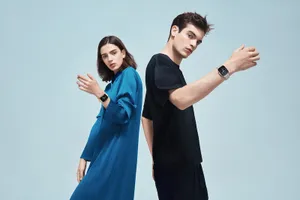 Hai mẫu smartwatch nhiều tính năng giá chưa đến 4 triệu