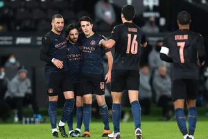 Man City nối bước MU, Tottenham rời FA Cup trong ‘mưa gôn’