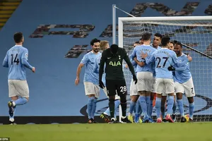 Sao tuyển Đức tỏa sáng, Man. City ‘hủy diệt’ Tottenham