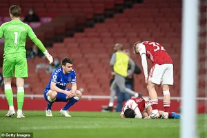 Arsenal thua Everton, Arteta phàn nàn trọng tài