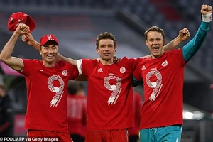 Bayern Munich vô địch Bundesliga sớm 2 vòng đấu 