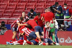 Barca thua sốc, thành Madrid định đoạt ngôi vương La Liga