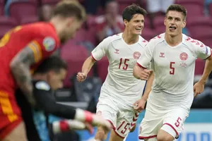 ‘Hủy diệt’ xứ Wales, Đan Mạch vào tứ kết Euro 2020