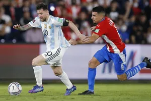 Argentina hòa thất vọng, Brazil ngược dòng hạ Venezuela