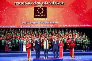 Phó thủ tướng trao giải thưởng Sao vàng đất Việt 2015