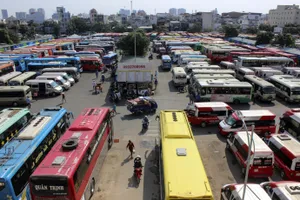 Giá xăng dầu giảm liên tiếp, giá vé ô tô vẫn tăng