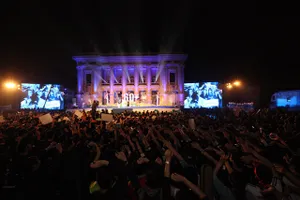 Cả nước hưởng ứng tắt đèn Giờ Trái đất 2016