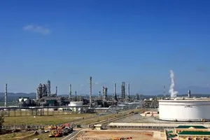 Bộ Công Thương chưa cho phép Dung Quất xuất khẩu xăng dầu