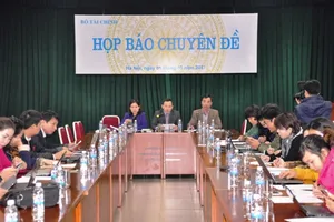 Chính phủ đang phải trả nợ thay cho nhiều doanh nghiệp