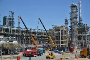 Cổ phiếu lọc dầu Dung Quất rục rịch lên sàn