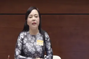 Bộ Y tế và BHXH 'giằng co' bảo hiểm y tế