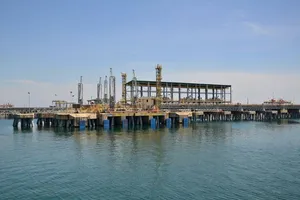 Mỗi năm Việt Nam thiết hụt hơn 0,8 triệu tấn xăng