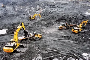 Lãi ngàn tỉ, TKV vẫn than khó về thị trường tiêu thụ