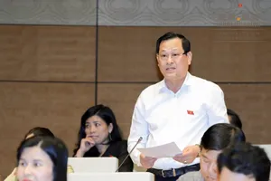 Bộ Giáo dục đã tiêu bao nhiêu tiền làm sách giáo khoa?