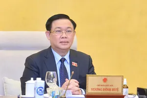 Chủ tịch Quốc hội đề nghị giám sát vấn đề xăng dầu