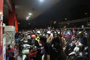 Bộ Công Thương hỏa tốc mời doanh nghiệp xăng dầu họp vào ngày mai