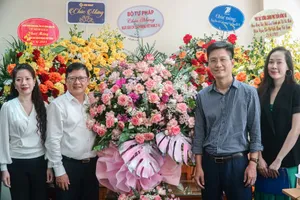 Thứ trưởng Bộ Tư pháp Mai Lương Khôi chúc mừng báo Pháp Luật TP.HCM nhân Ngày Báo chí Cách mạng Việt Nam