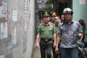 Vụ cháy nhà 5 tầng 14 người tử vong: Bí thư, Chủ tịch Hà Nội đến hiện trường kiểm tra