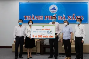 Một doanh nghiệp tặng máy ECMO 3,5 tỉ đồng cho Đà Nẵng