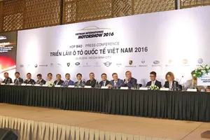 Hàng loạt xe sang sẽ xuất hiện trong tháng 10 tới