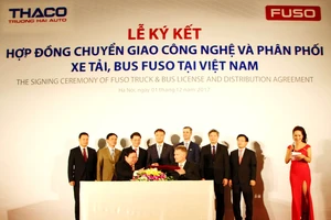 FUSO chia tay Mercedes-Benz, chọn gả cho THACO