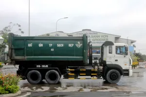TP.HCM: Chuẩn hóa mẫu xe thu gom chất thải rắn