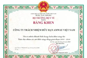 Amway Việt Nam nhận bằng khen của Bộ Y tế