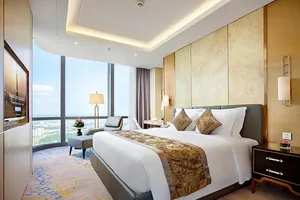 Có gì bên trong khách sạn siêu sang cao nhất Đông Nam Á?