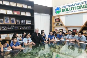 Học sinh Trường Quốc tế Nam Sài Gòn tham quan VWS