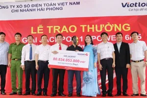 Trở thành tỉ phú sau một năm chơi Vietlott