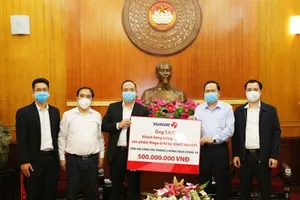 Các tỉ phú Vietlott 'hào phóng' như thế nào?