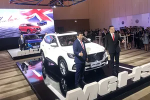 MG Việt Nam ra mắt 2 mẫu xe SUV hạng B và C