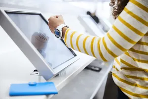 Visa lập kỷ lục về thanh toán thẻ không tiếp xúc