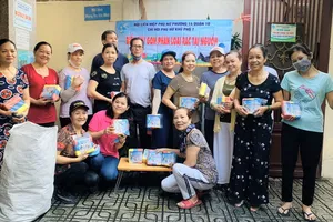 Phụ nữ TP.HCM đưa ra nhiều kế hoạch giảm rác thải nhựa