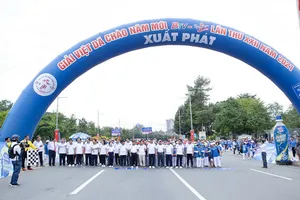 Bình Dương 8.000 người tham gia Giải việt dã chào năm mới