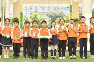 Nhiều lợi ích từ cuộc thi “Cùng bé thu gom vỏ hộp giấy”