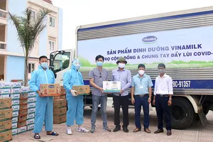 Vinamilk dành hai triệu sản phẩm hỗ trợ chống dịch COVID-19