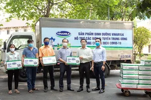 Vinamilk ủng hộ 10 tỷ đồng vào Quỹ vaccine phòng COVID-19