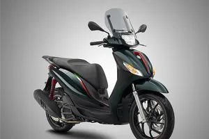 Piaggio Việt Nam ra mắt Piaggio Medley S 150cc phiên bản đặc biệt