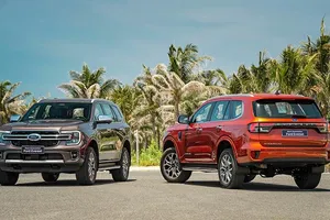 Ford Everest thế hệ mới 2022: Thay đổi kiểu Mỹ, giá từ 1,1 tỉ đồng