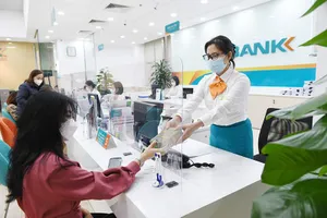 Nhận quà tương đương lãi suất đến 0,8%/năm khi gửi tiết kiệm với ABBANK