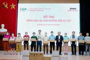 Amway Việt Nam chung tay cùng Đà Nẵng khắc phục thiệt hại do thiên tai